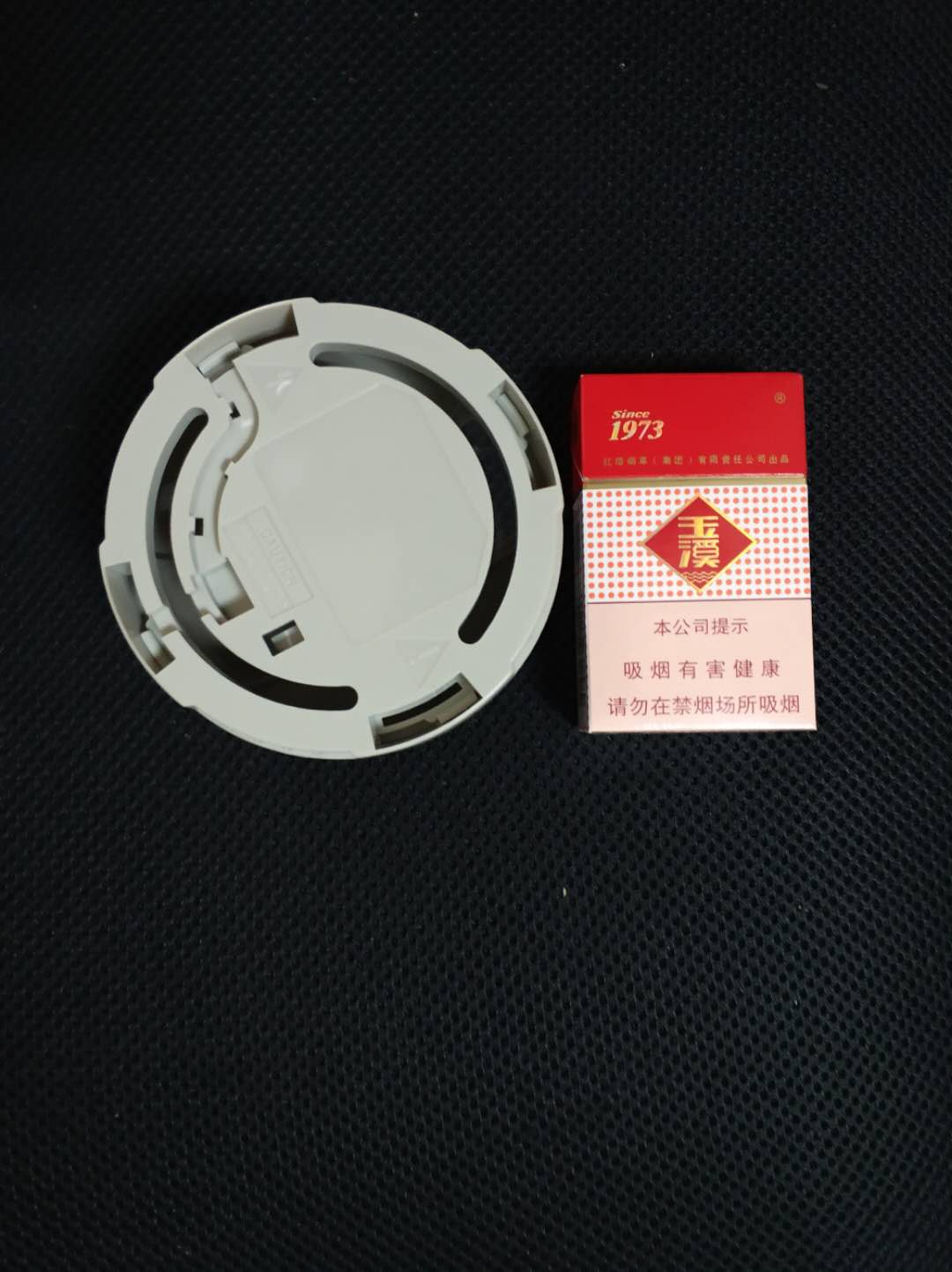 找产品：老款仿三星半球不带红外（外壳）
