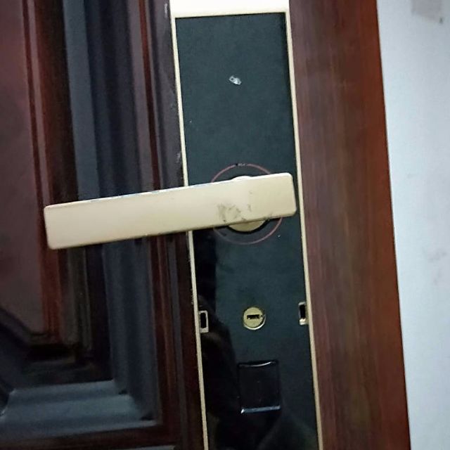 找产品：宝民指纹锁