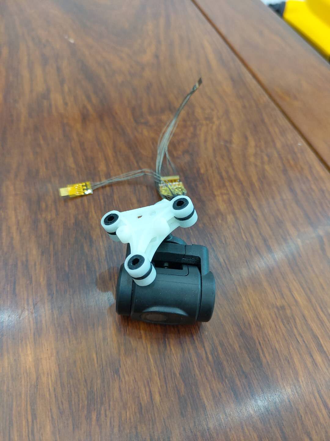 找产品：双轴云台摄像头