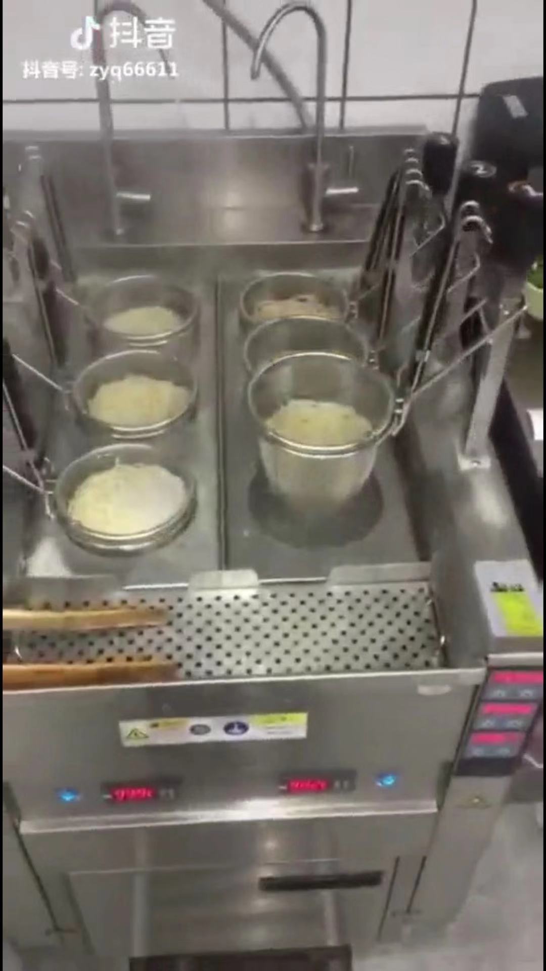 找产品：厨房自动化设备