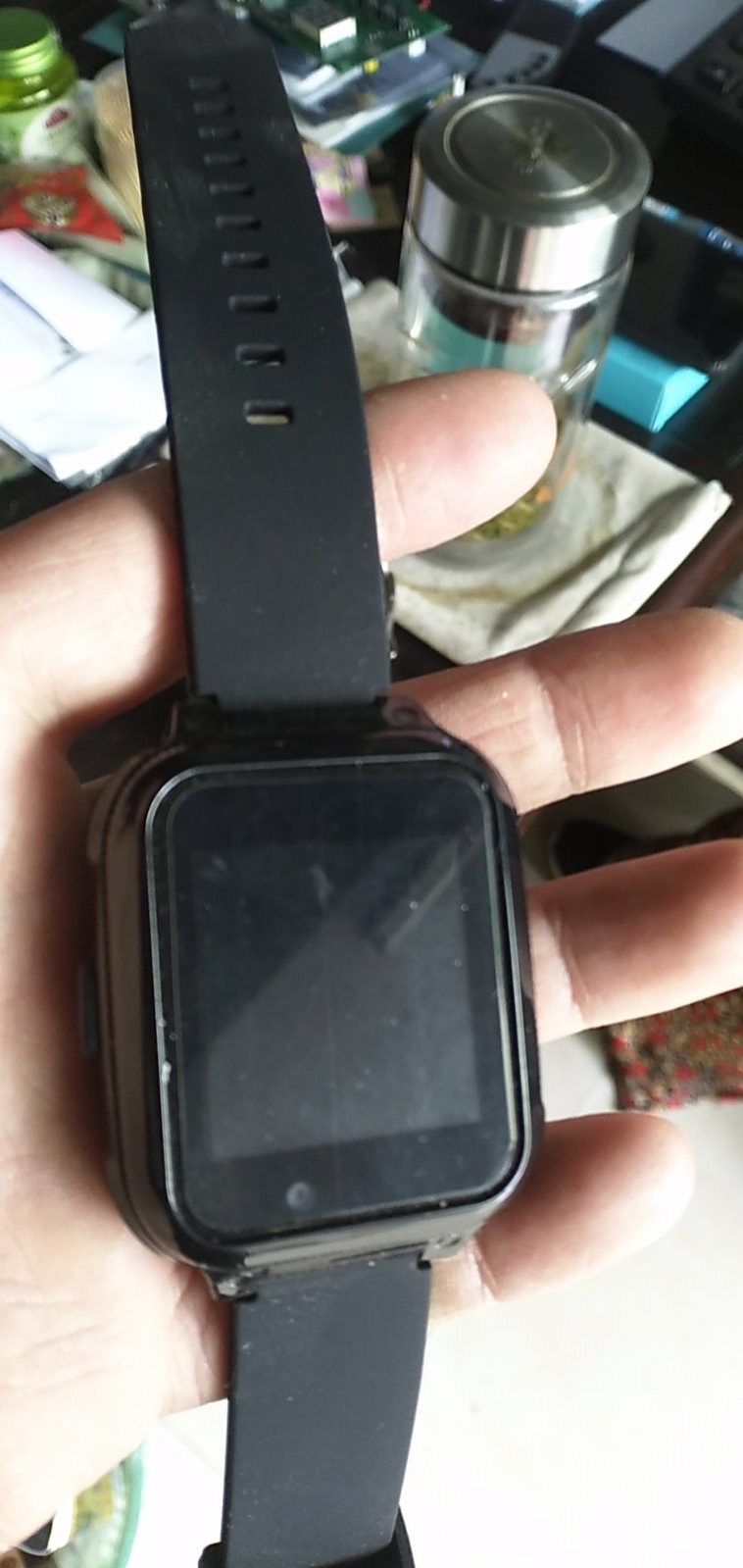 找产品：4G智能安卓手表(如图)
